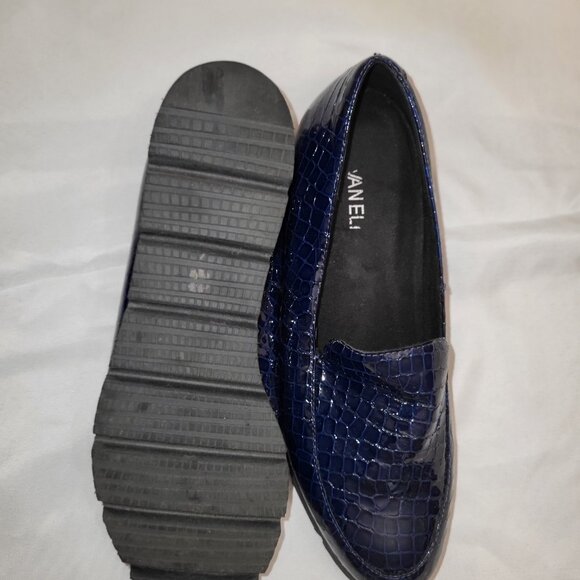 Vaneli Patent Leather Shoes Blue, Size 12 - Picture 5 of 5